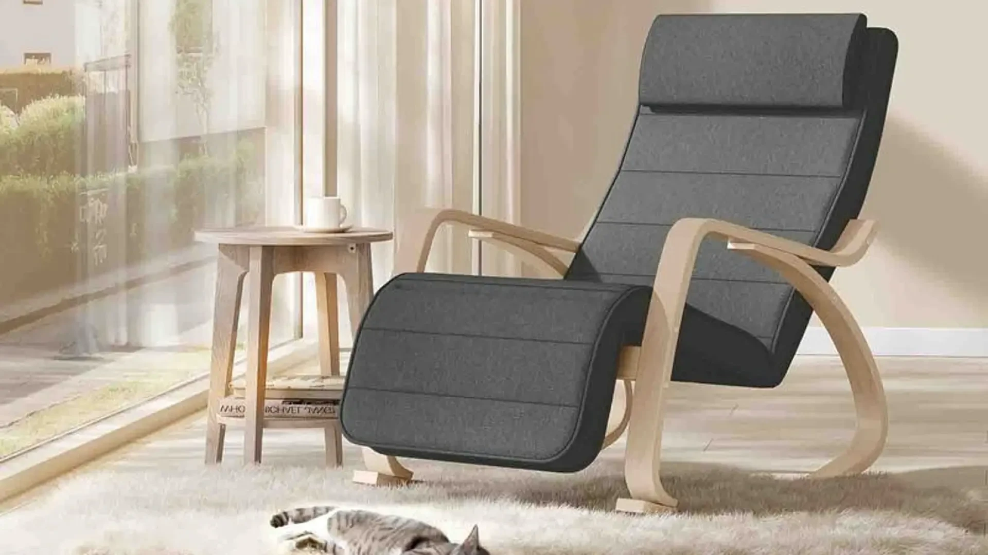 Recuerda a la mecedora Poang de Ikea, pero cuesta 100 euros menos con un cupón
