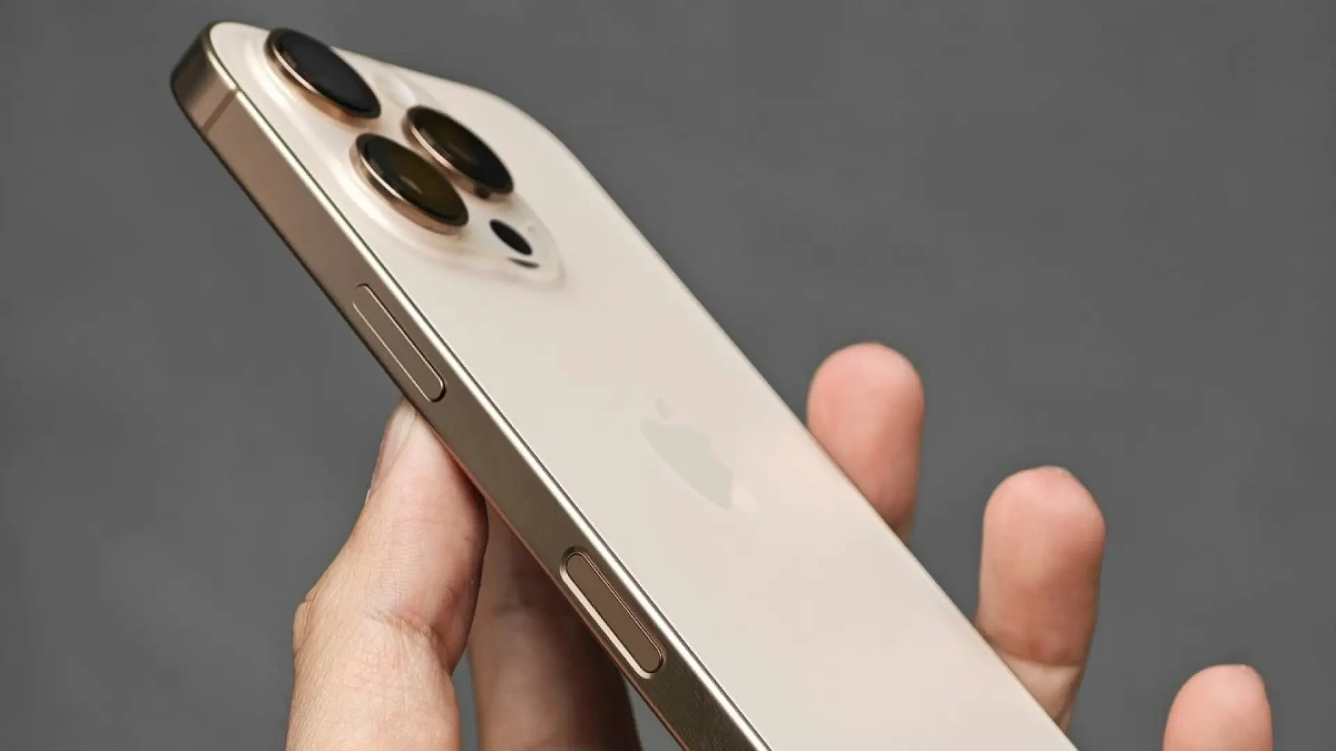 Los temores de los fans de Apple se confirman: filtran la escasísima batería que tendrá el nuevo iPhone 17 Air