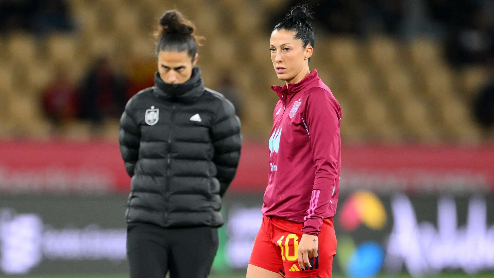 Montse Tomé no convoca a Jenni Hermoso pero sí a Irene Paredes para los partidos de España