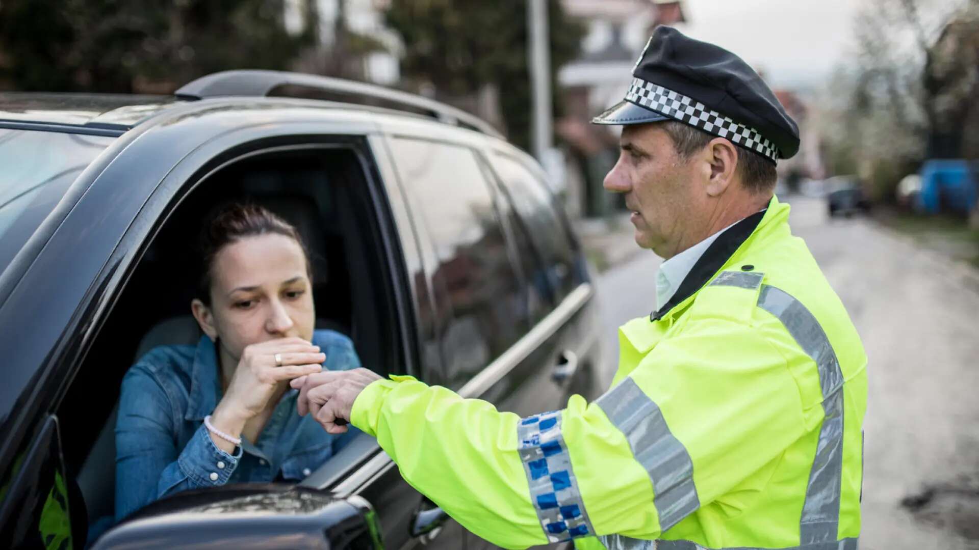 El conductor alternativo del cero alcohol