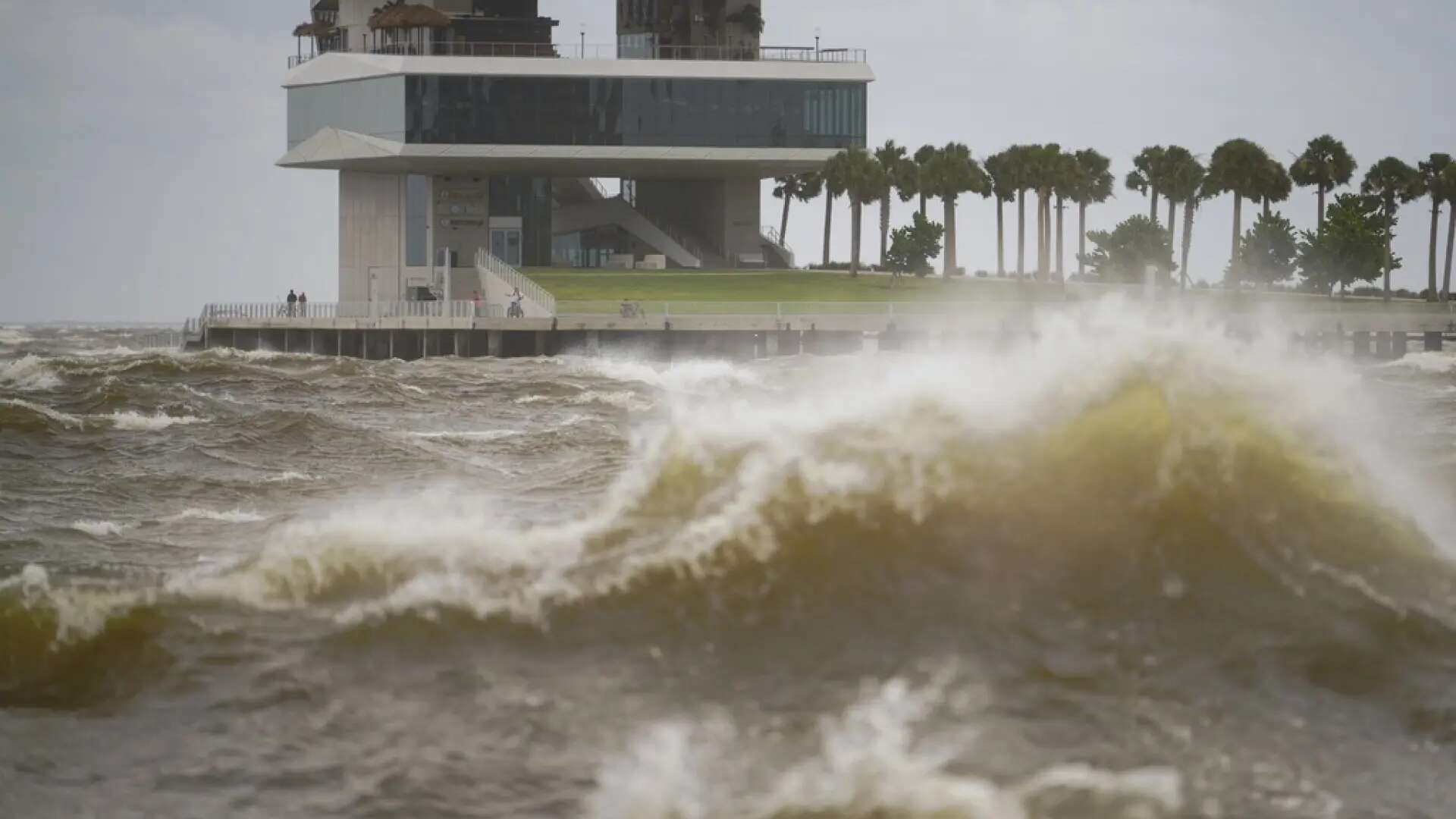 Las impactantes imágenes del huracán Helene, que ha dejado ya tres fallecidos