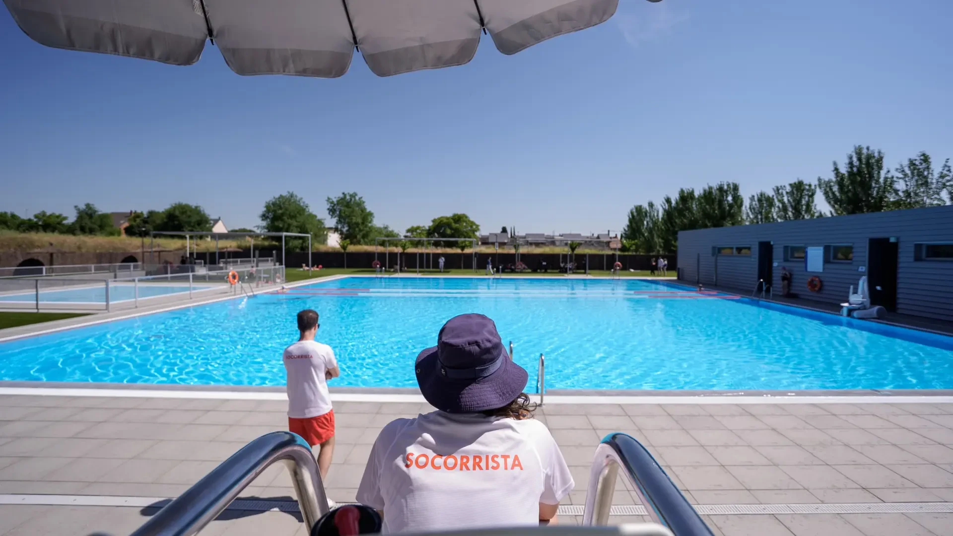 Las piscinas de Orcasitas y Vallecas abren en junio y Peñuelas, Moscardó, Aragonés y Vicente del Bosque, en julio
