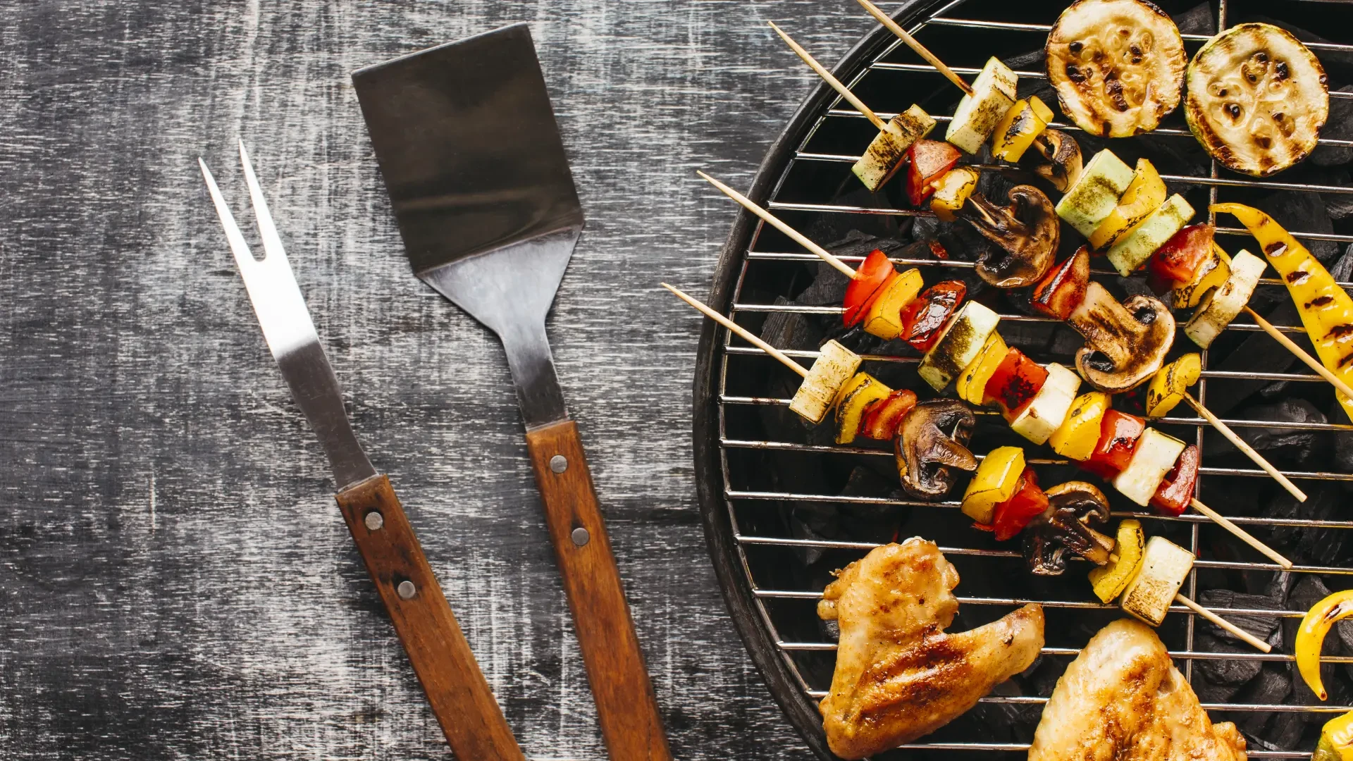 Tenemos la barbacoa definitiva: plegable, apta para terrazas pequeñas y por 25 euros