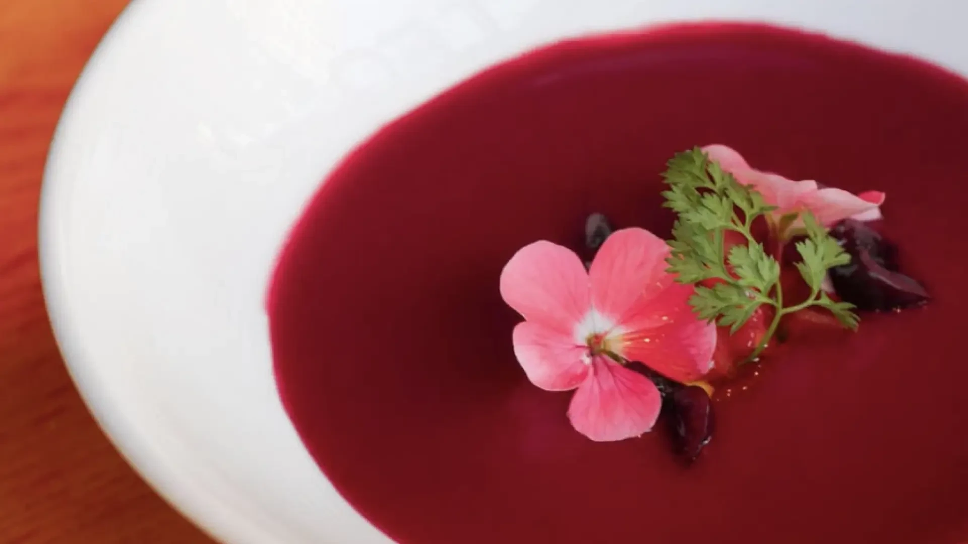 La receta más original de gazpacho de José Andrés: fresca, rápida y muy fácil de preparar en casa