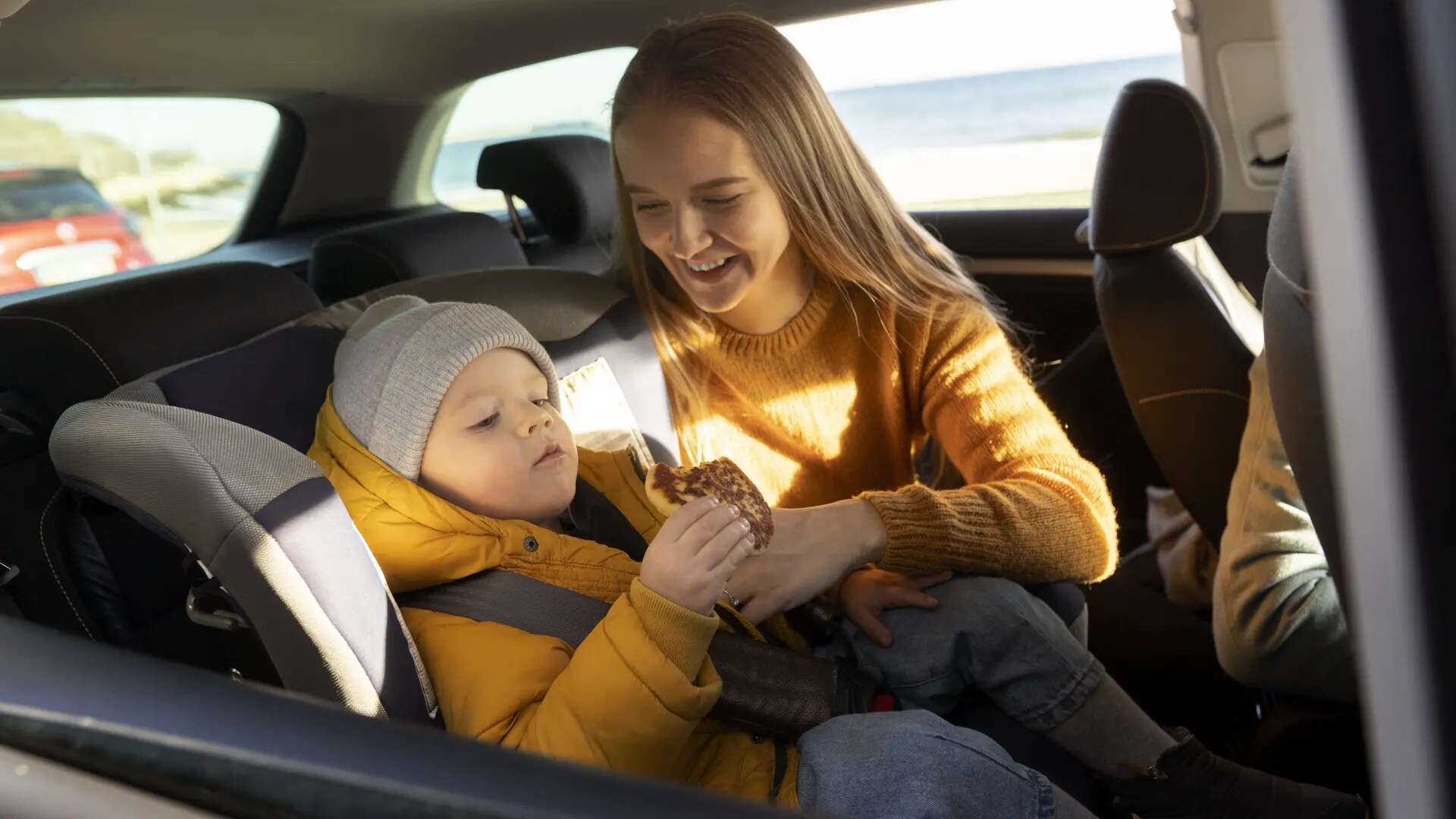 Esta es la multa por aparcar en doble fila al llevar a los niños al colegio