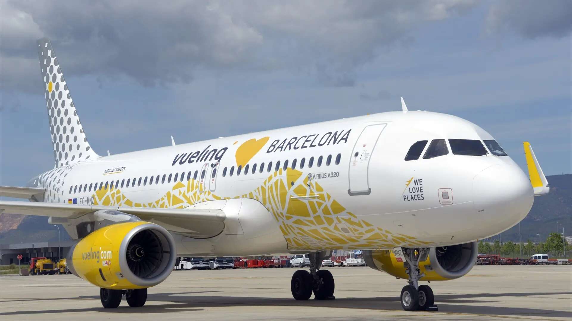 Vueling estrenará cinco nuevas rutas este verano desde Barcelona a Tivat, Rímini, Salerno, Essaouira y Tirana