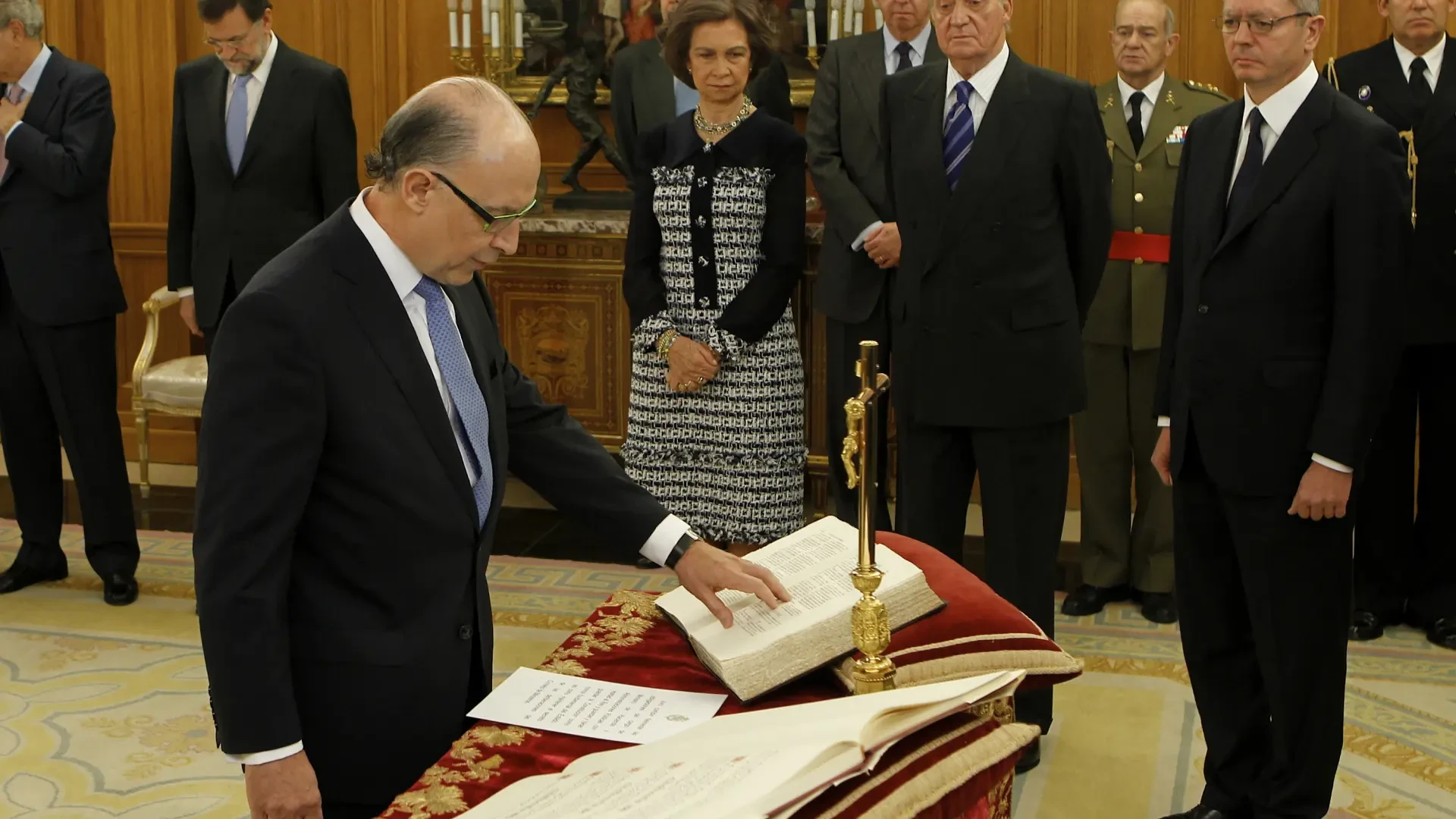El caso Montoro: qué se le imputa y qué papel jugó el despacho Equipo Económico en la presunta red de influencias