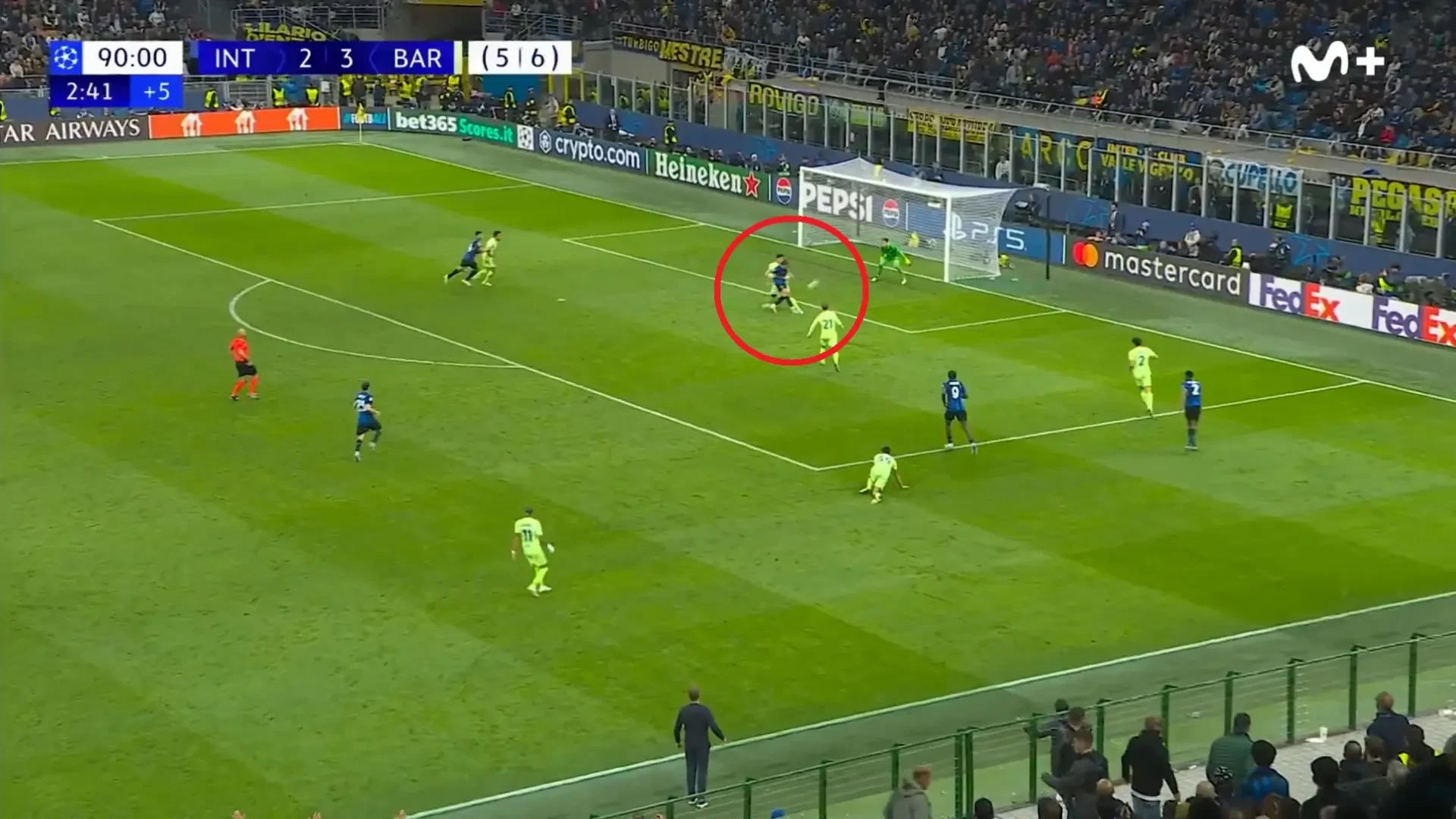Así fue el gol de Acerbi en el minuto 93 que hundió al Barça y forzó la prórroga en la vuelta de semifinales de Champions