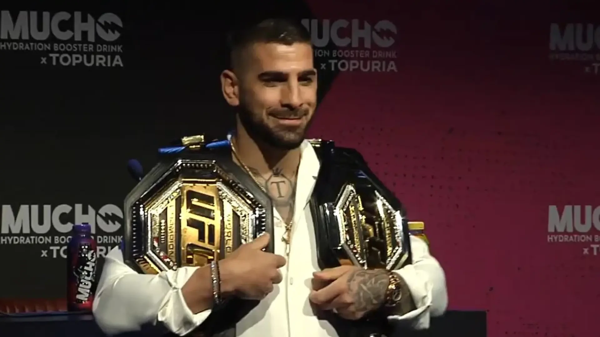 Topuria insiste en Makhachev: 