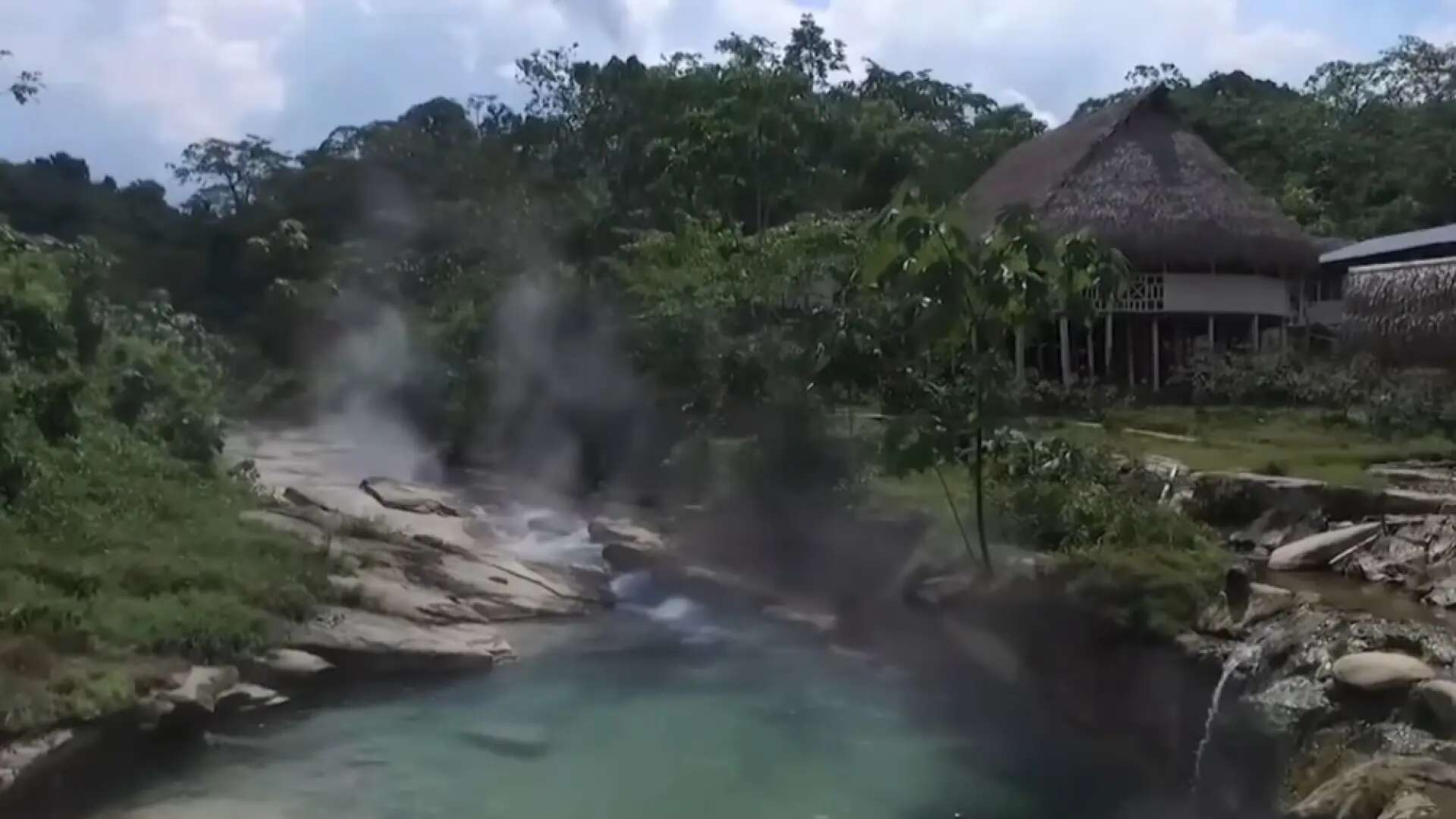 El misterioso río de Perú que es tan caliente que hierve vivas a sus víctimas