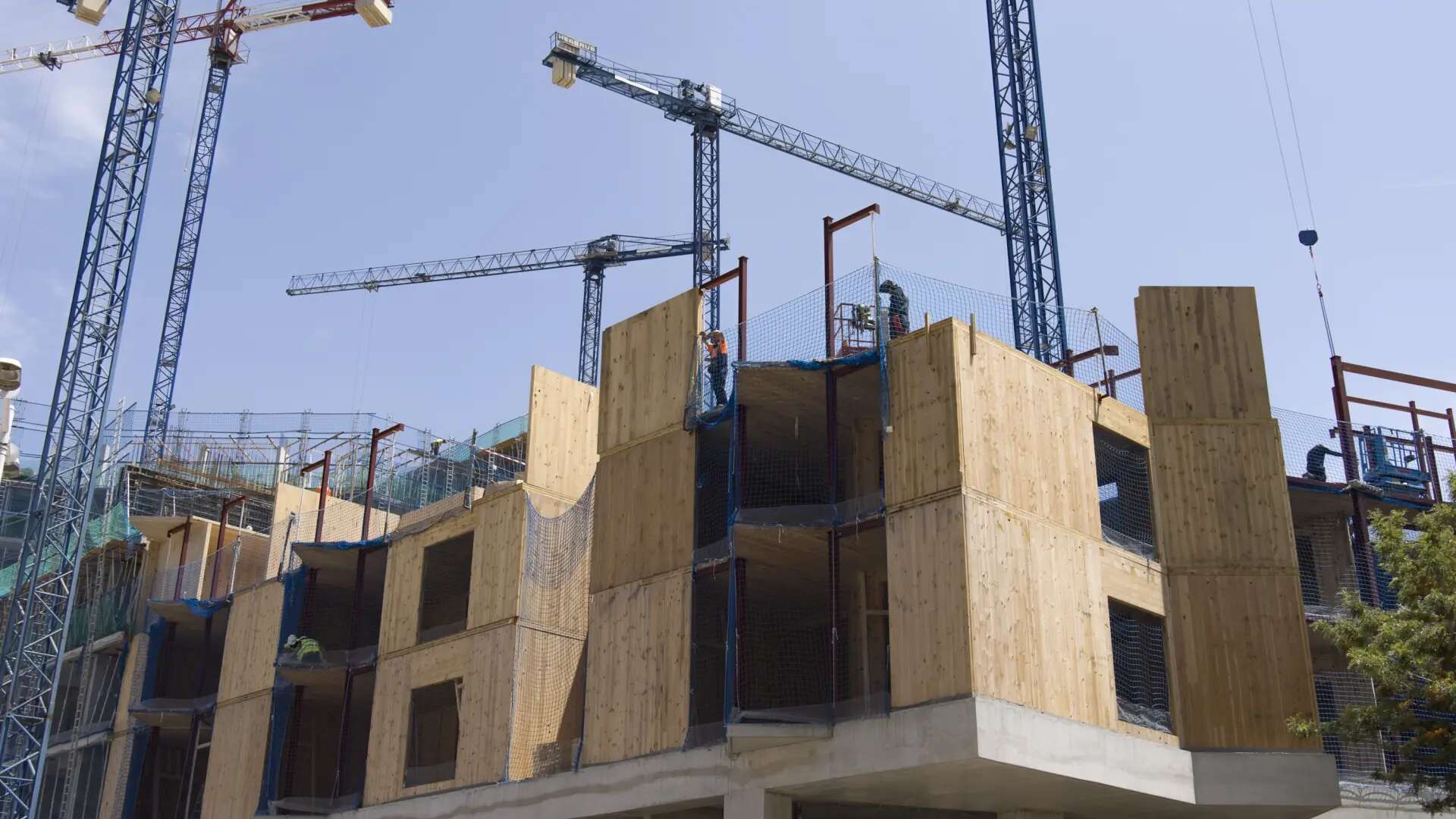 Incasòl recibe 277 ofertas para la construcción de 600 pisos de alquiler social en Barcelona