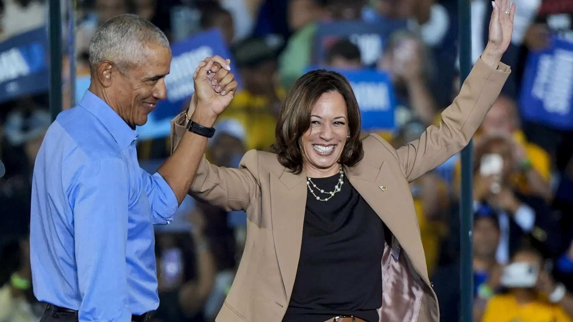 Obama apoya a Harris en su primer mitin juntos y hace un llamamiento a los votantes: 