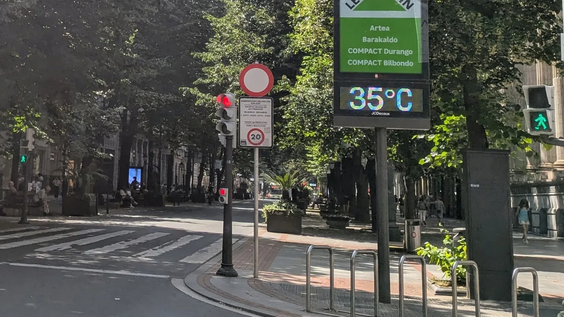 Temperaturas asfixiantes en Euskadi: el Gobierno vasco activa la alerta naranja y estas son las zonas más afectadas