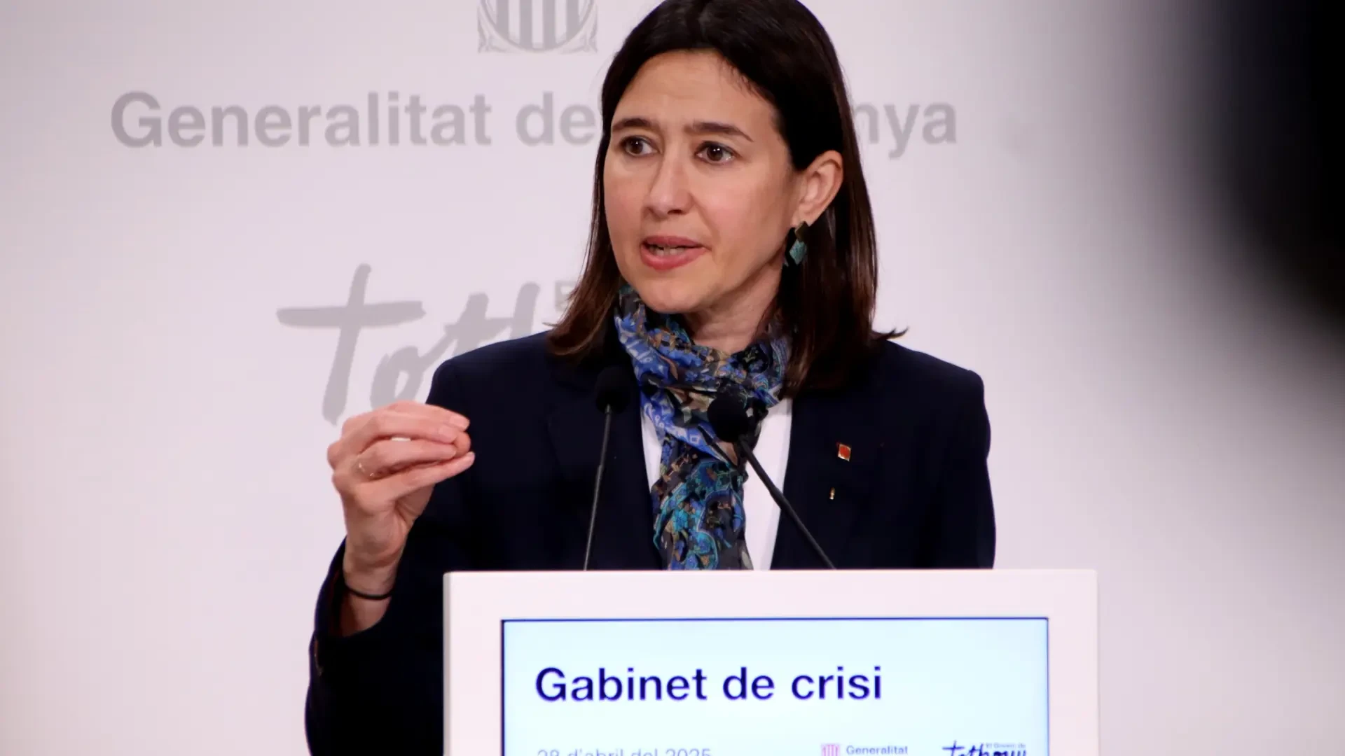 El Govern descartó enviar alertas a los móviles de los catalanes durante el apagón porque 