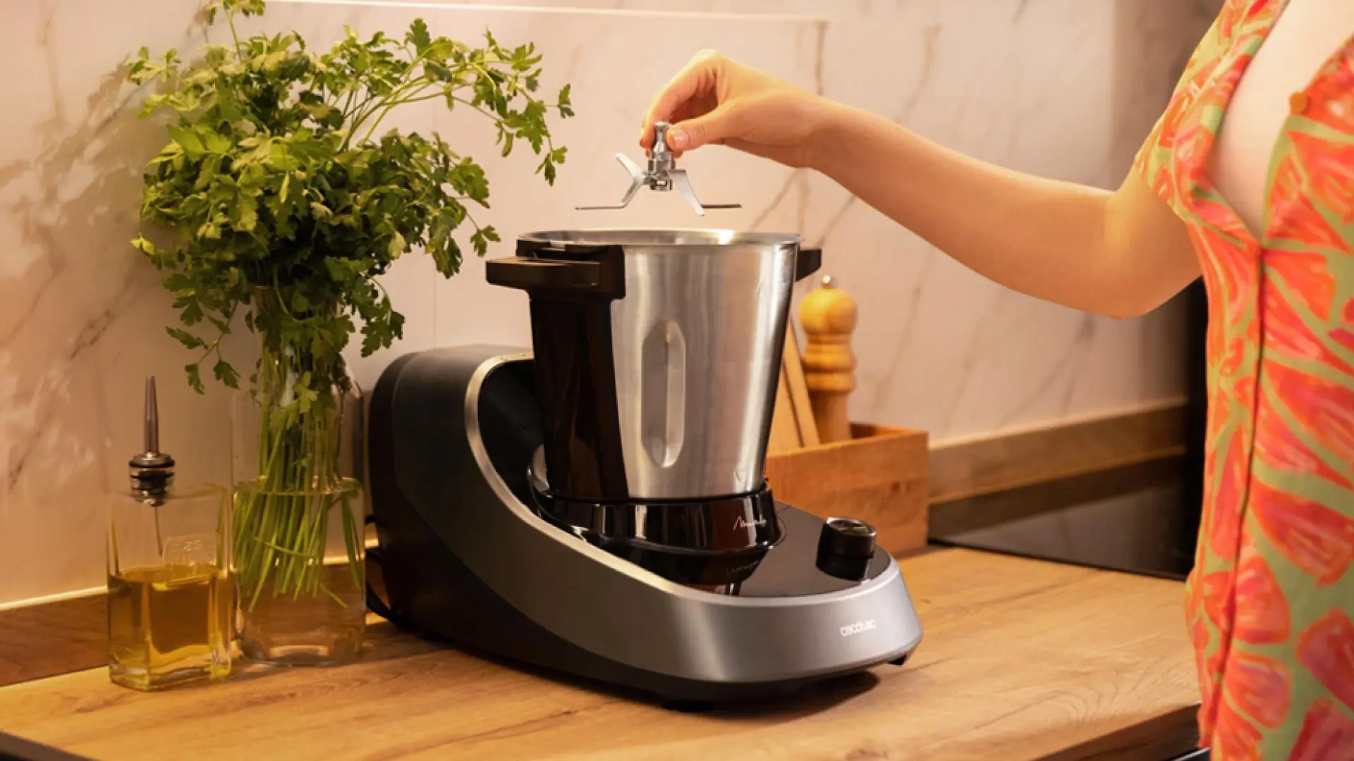 Robots de cocina más allá de Thermomix: la alternativa española que tiene un precio muy bajo