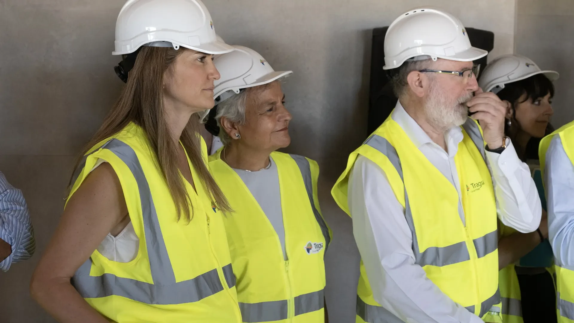La demanda eléctrica no se formaliza con el Gobierno: Aagesen ha ingresado cero euros en avales obligatorios desde hace año y medio