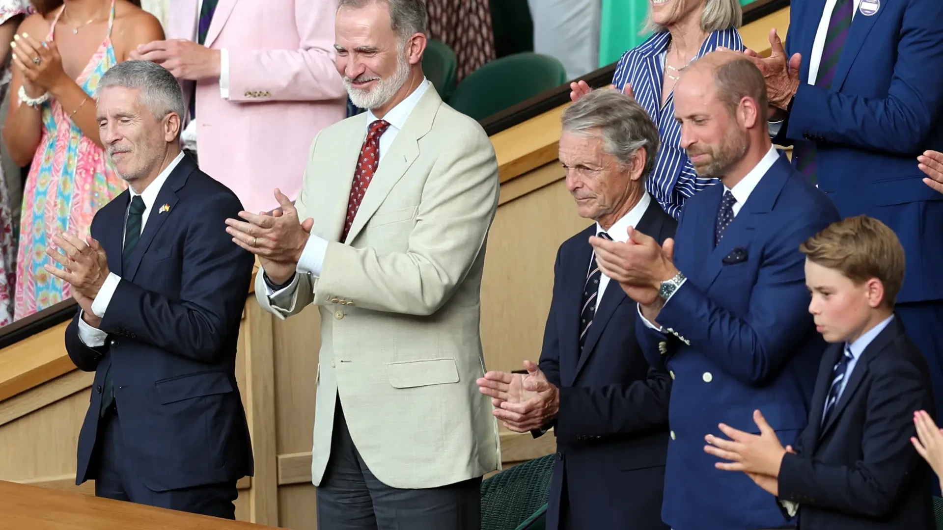 Felipe VI, en Wimbledon tras la derrota de Alcaraz: 