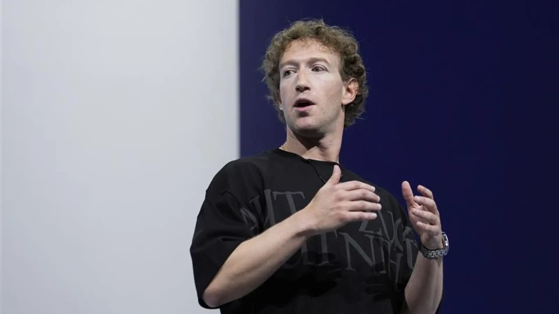 Zuckerberg recluta a expertos en IA para formar un grupo de ‘superinteligencia’