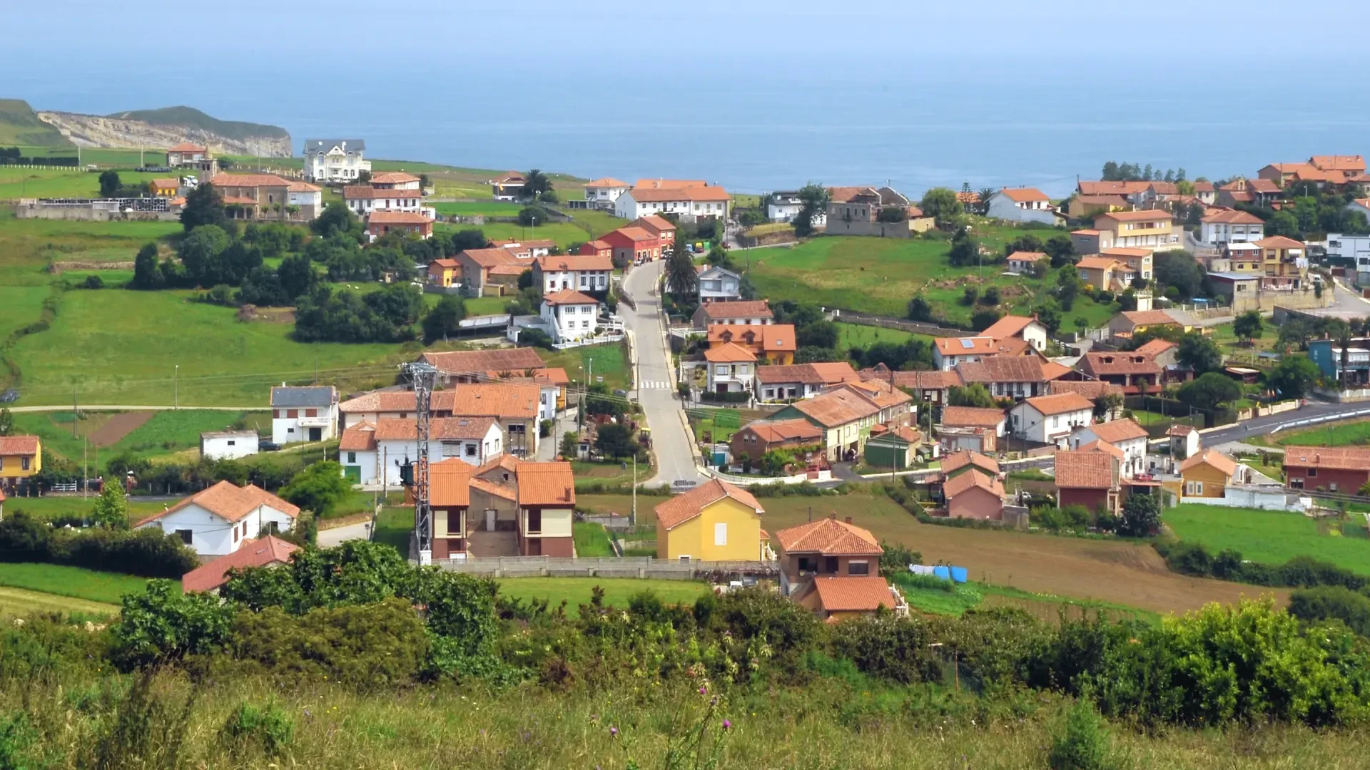 Tagle, el pequeño pueblo de Cantabria que comparte nombre con uno de los cardenales que podrían ser el próximo papa