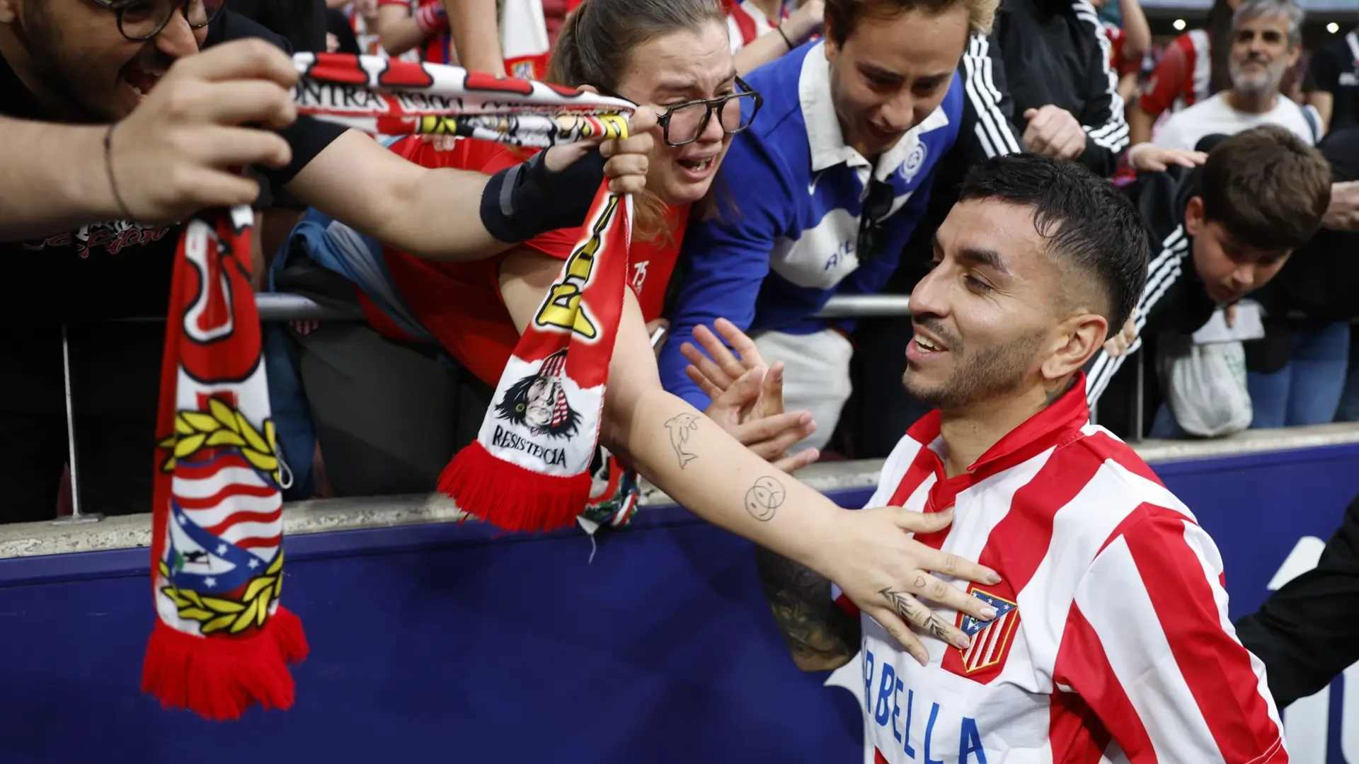 La despedida más emotiva de Ángel Correa: gol, vuelta de honor y ovación en su adiós entre lágrimas