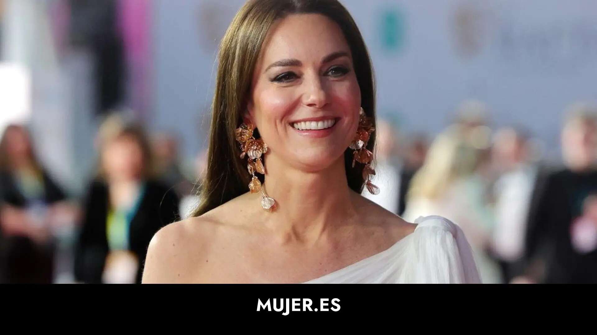 Kate Middleton cumple 43 años: el impecable estilo de la princesa de Gales (con guiños a Lady Di)