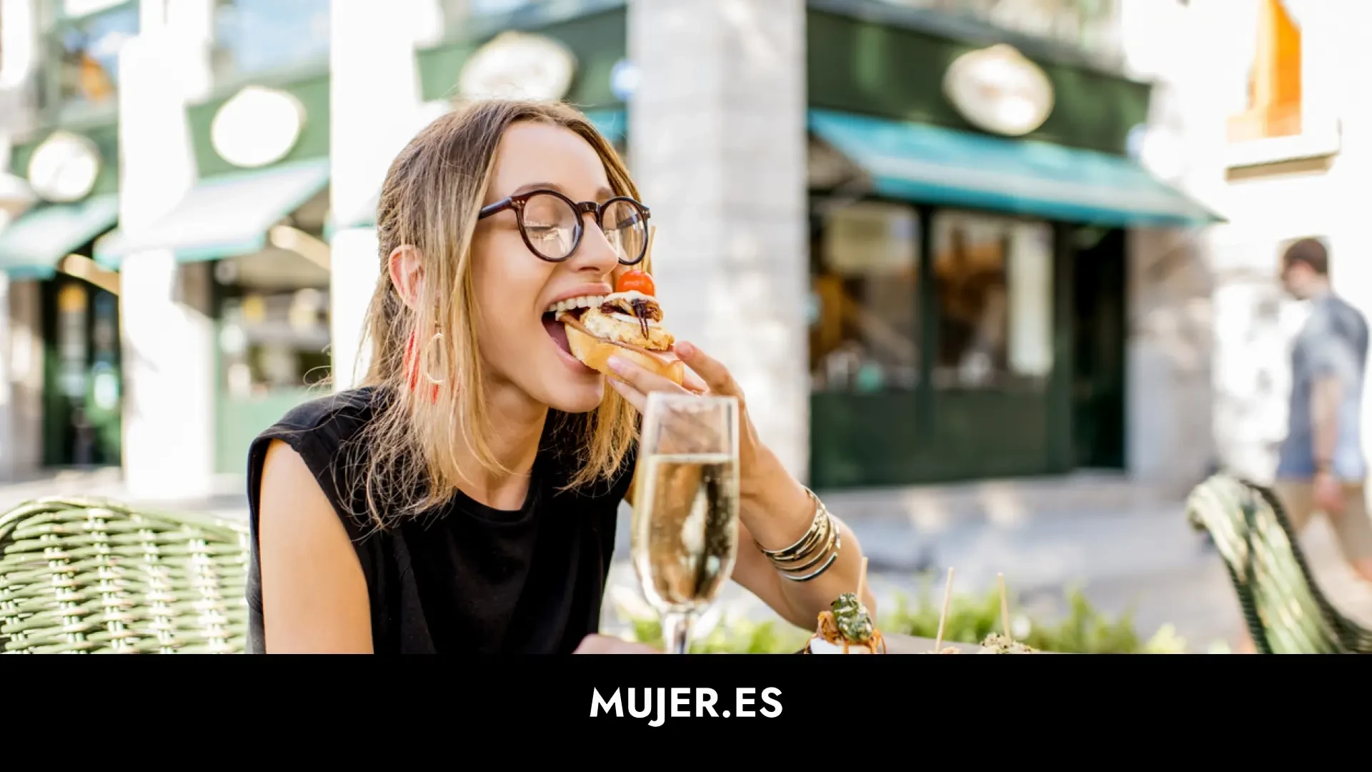 'Eating Jet lag' o cómo comer a deshoras puede afectar a tus hormonas
