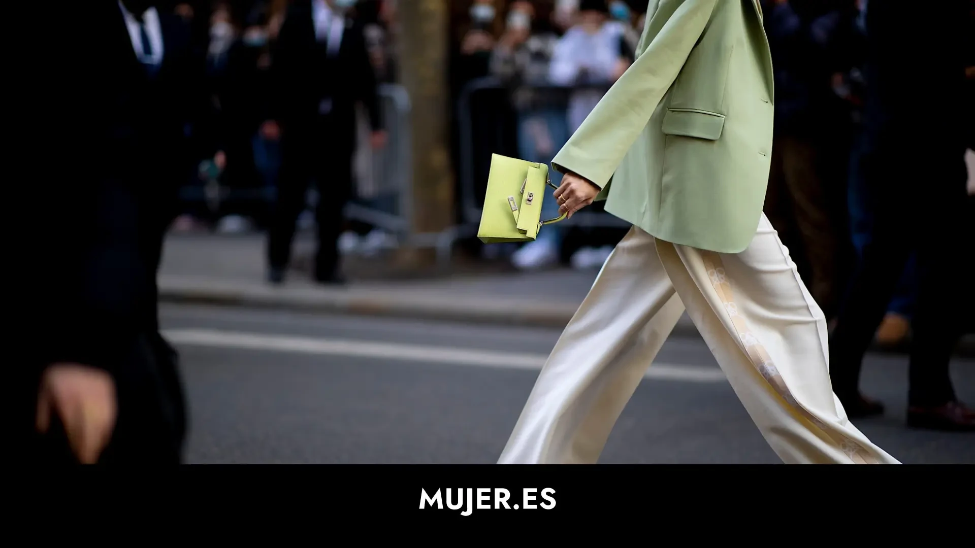 Adiós vaqueros: los pantalones cómodos y frescos que ficharemos en las rebajas de Stradivarius