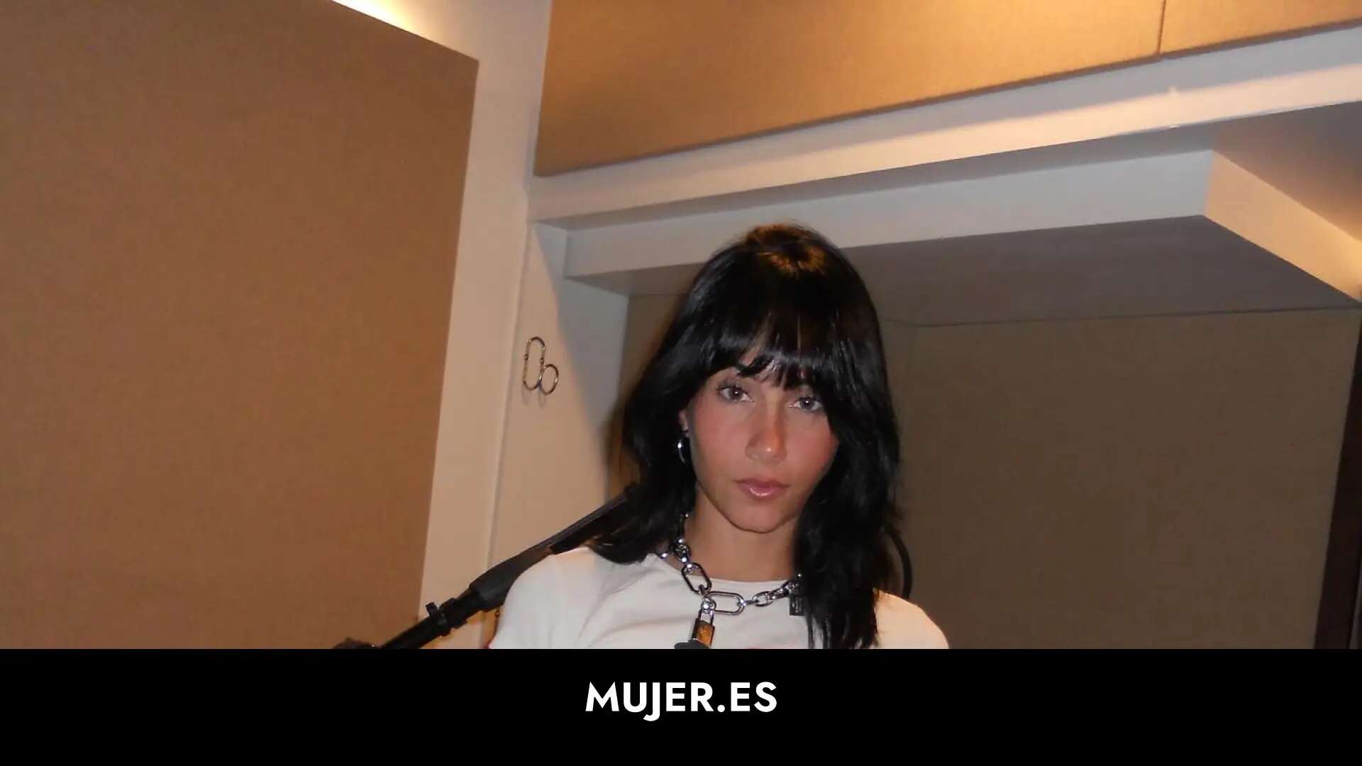 El mensaje oculto con 'zasca' a Sebastián Yatra del último 'look' de Aitana