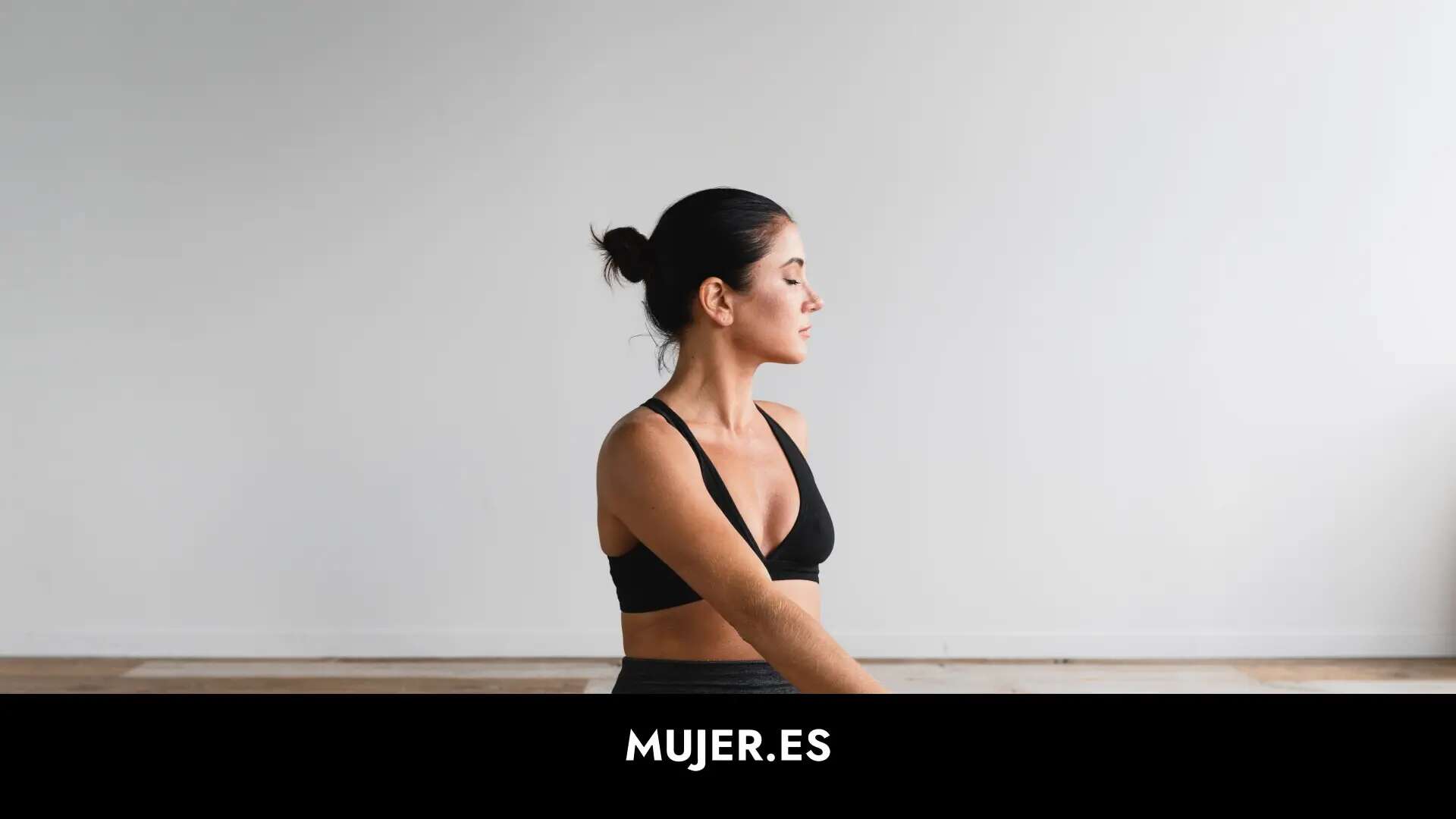 Qué es el 'Roll-up': el ejercicio sencillo de Pilates para marcarlos abdominales rápido