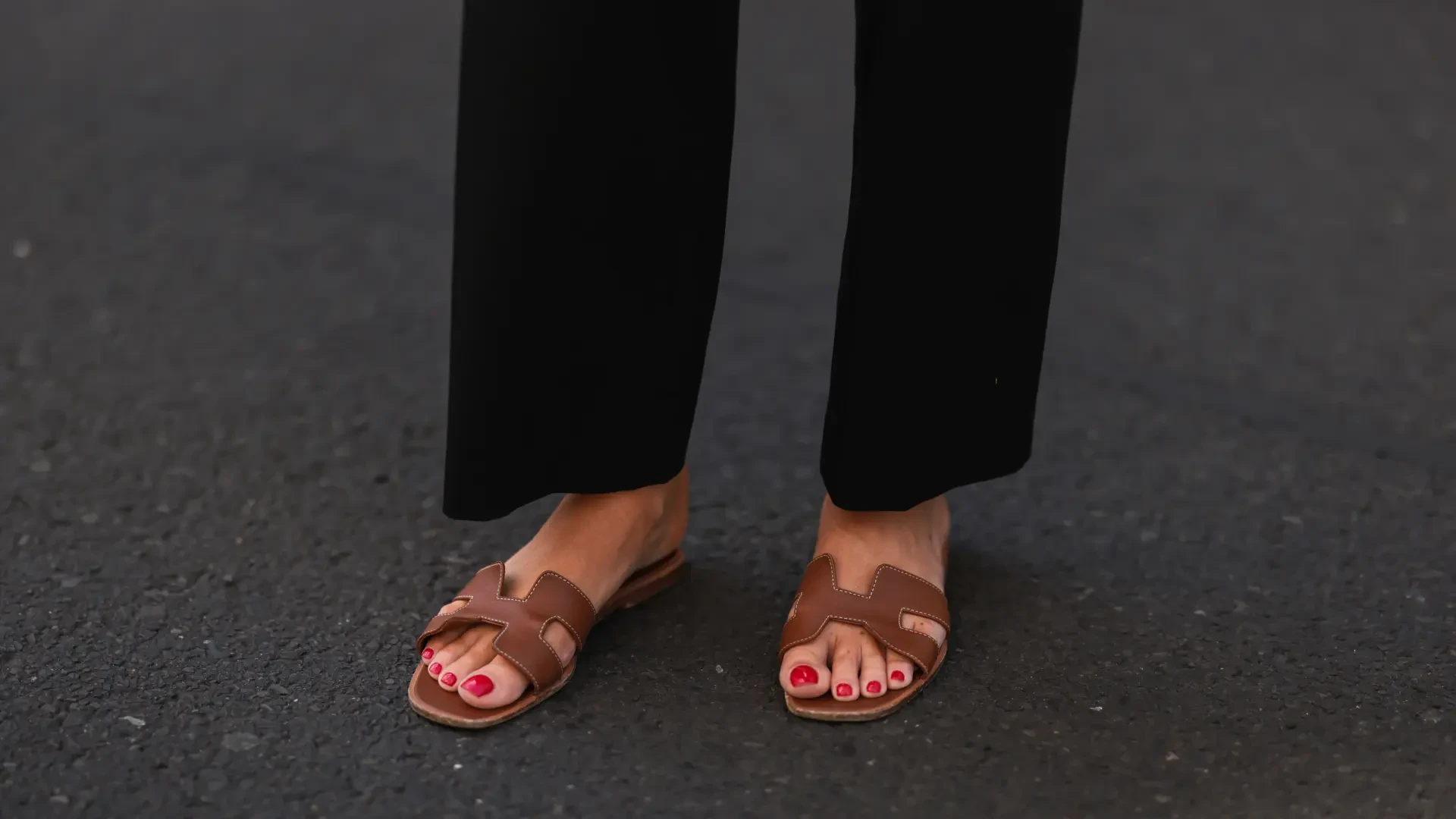 Me las quedo: estas sandalias imitan a las de una marca de lujo, pero solo cuestan 18 euros