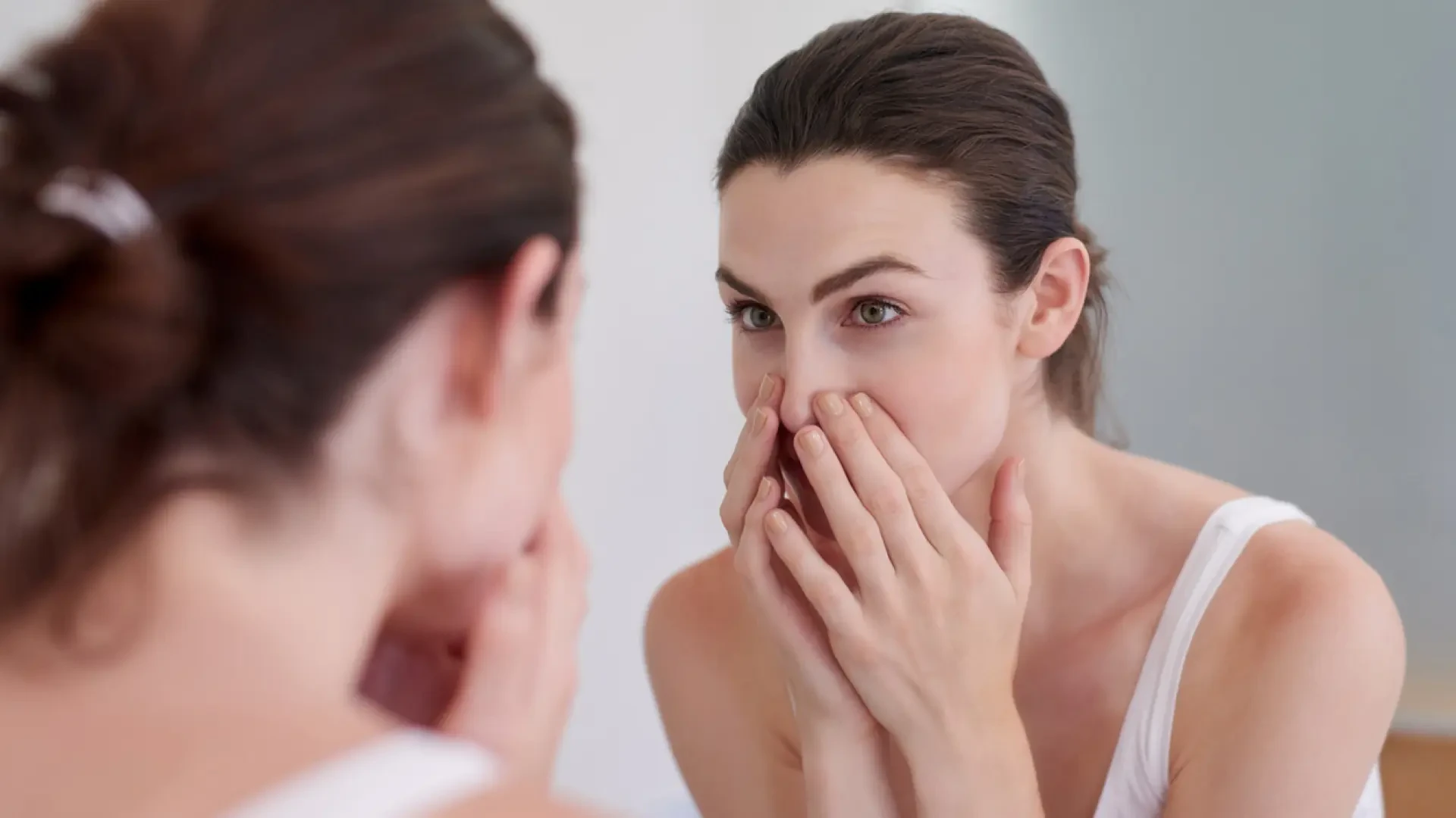 Adiós a los poros abiertos: una dermatóloga explica cómo eliminarlos en pocos minutos de forma natural