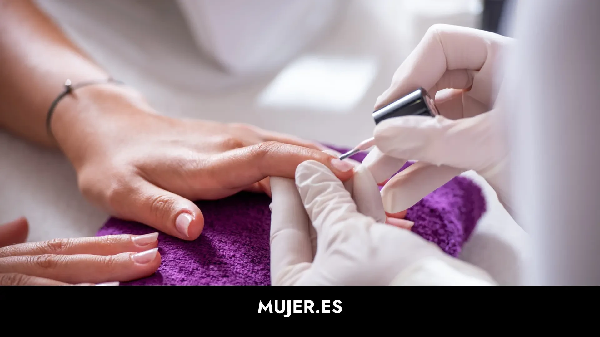 El nuevo sérum de uñas de Mercadona que arrasará este verano: manicura inquebrantable
