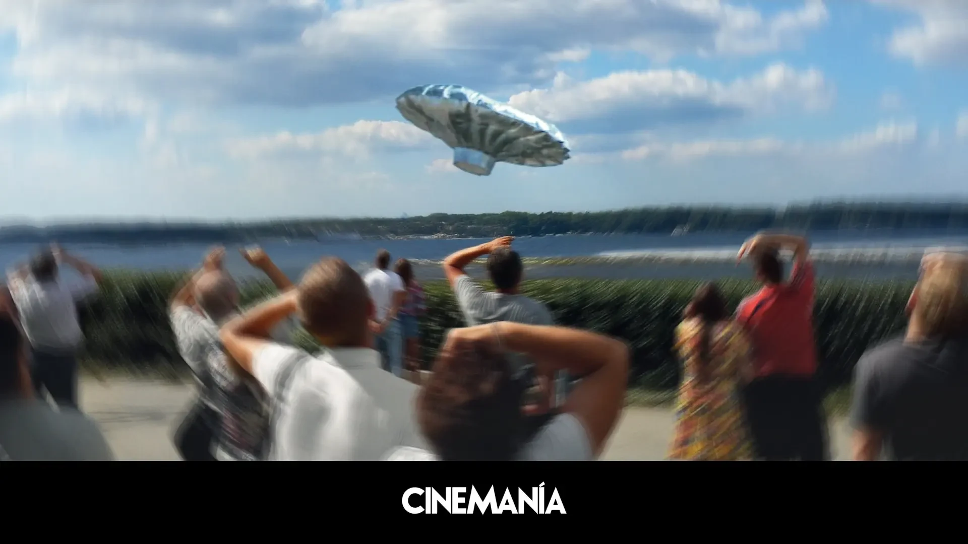'El niño del globo' que construyó un platillo volante toma el relevo de 'El crucero de la caca' en Netflix