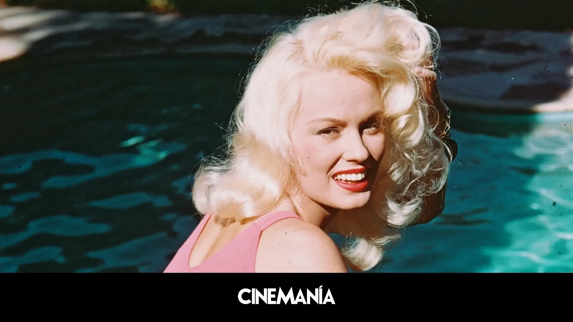 Mamie Van Doren, la rubia explosiva a la que Universal intentó vender como la Marilyn Monroe de su estudio