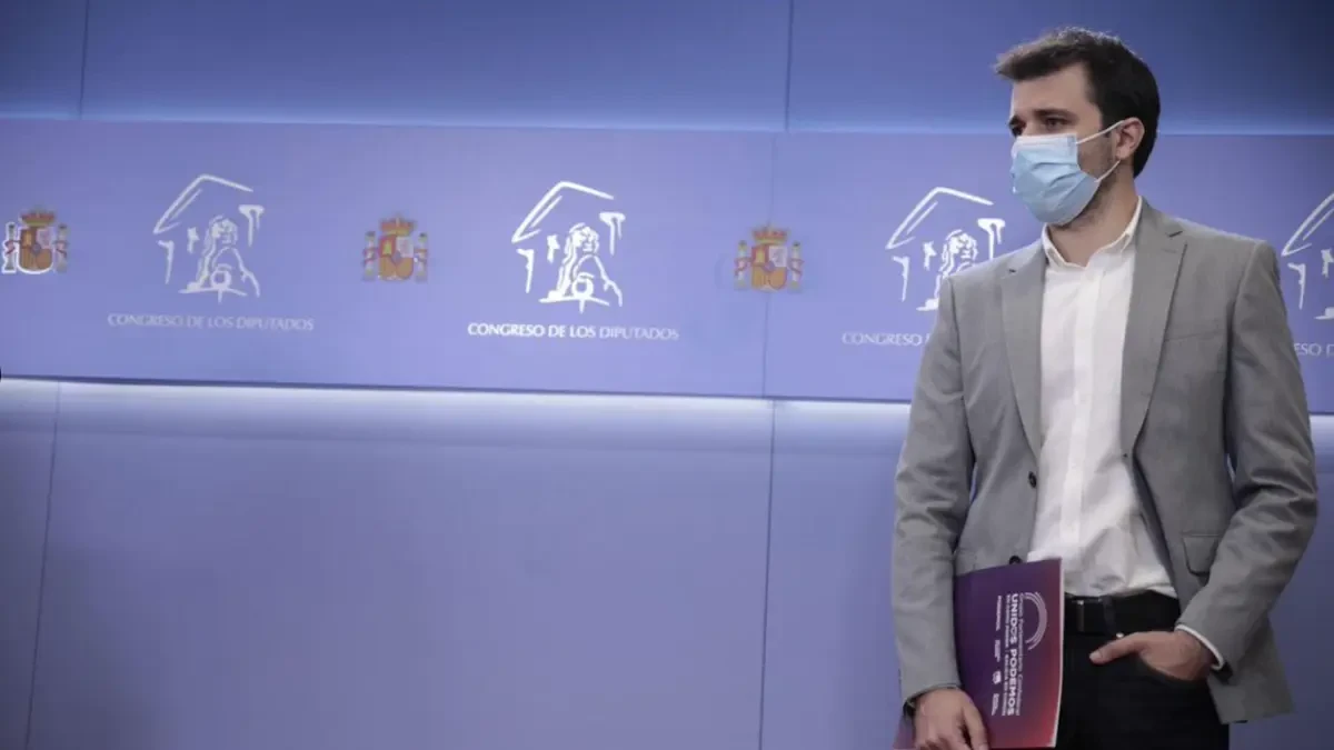 El secretario de la Mesa del Congreso, Javier Sánchez, da positivo en COVID-19