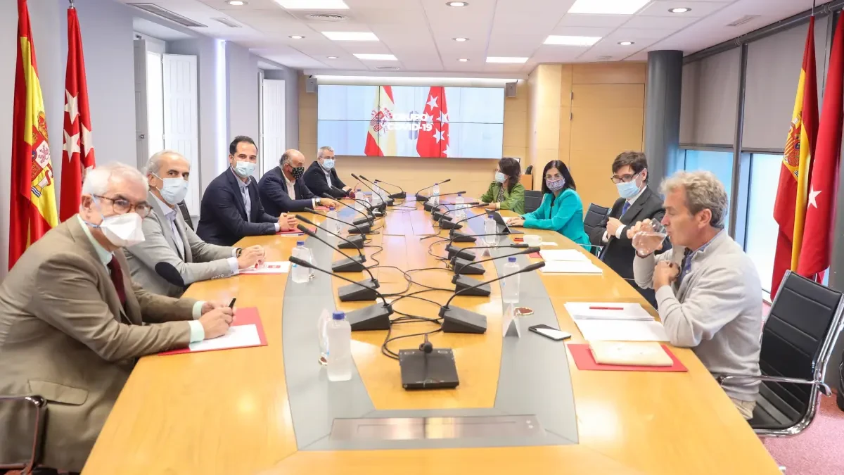 Illa y Escudero estudian comparecer juntos tras su reunión de este lunes para hablar sobre las medidas contra la Covid