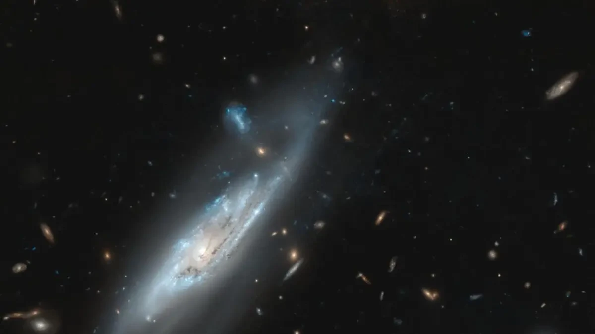 Desengaño astronómico: la galaxia que se dijo que era un 99,99% materia oscura en realidad es 