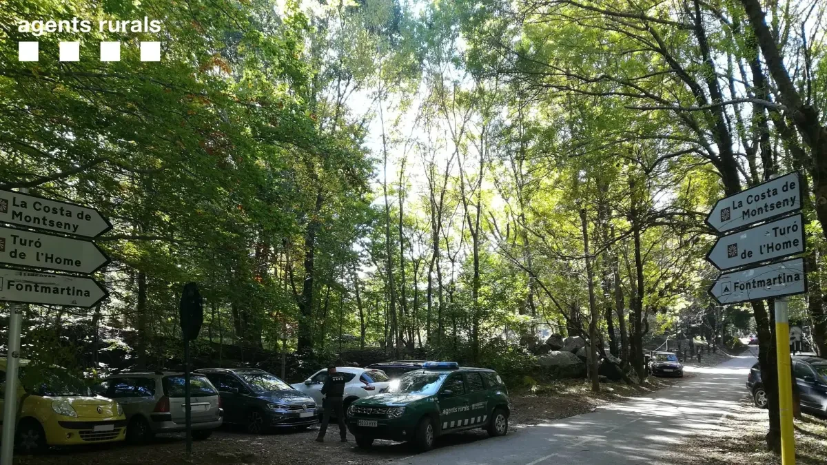 El Procicat aprueba cerrar los aparcamientos de cinco parques naturales catalanes cuando estén al 75%