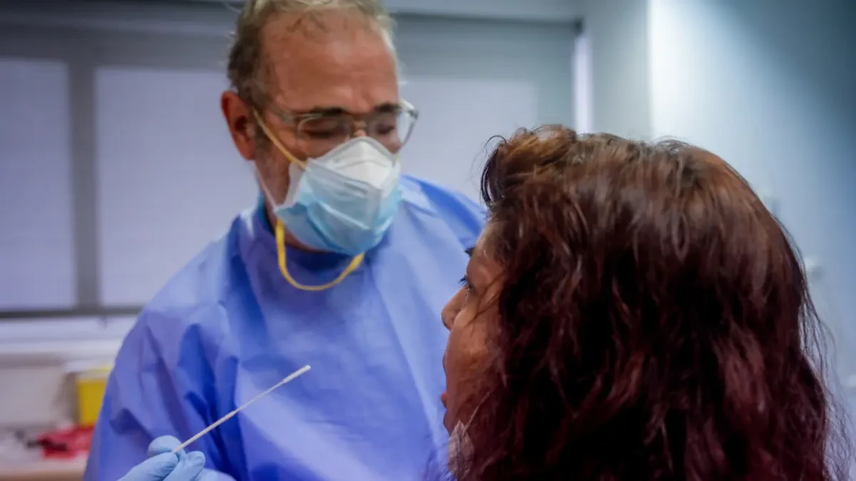 Sanitarios de Madrid piden más enfermeras y no colapsar la Atención Primaria con test