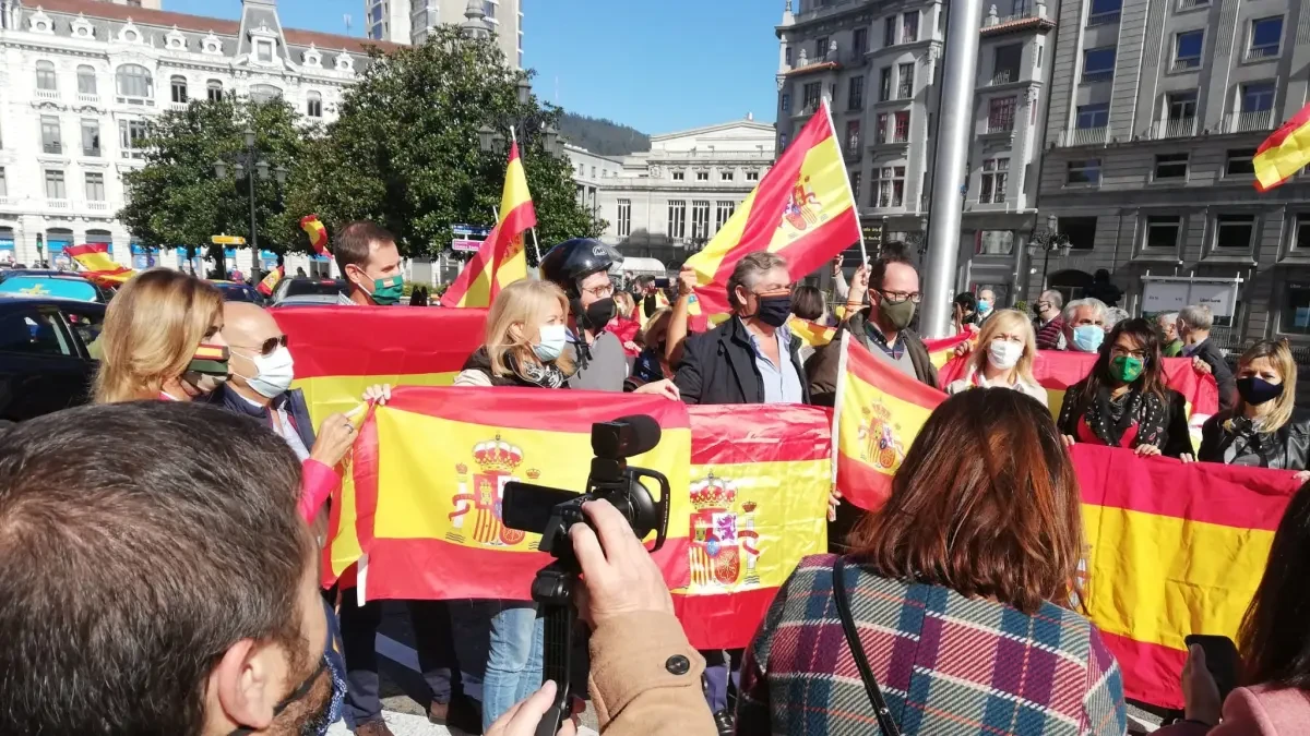 Blanco (Vox) carga contra un gobierno 