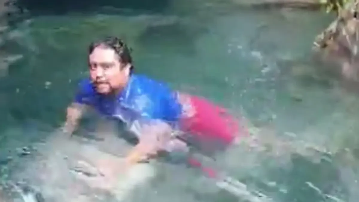 Un hombre cae por una cascada mientras grababa un Tiktok