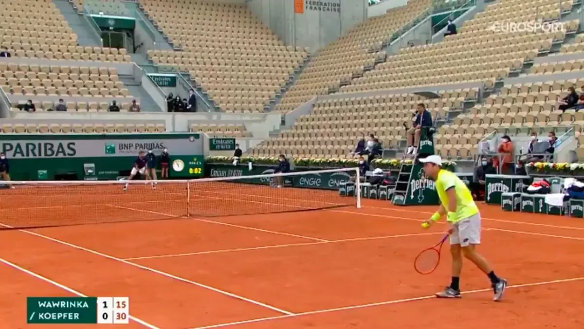 El momento de confusión en pleno partido de Wawrinka: así reaccionaron al sonido de la 'explosión' en Roland Garros