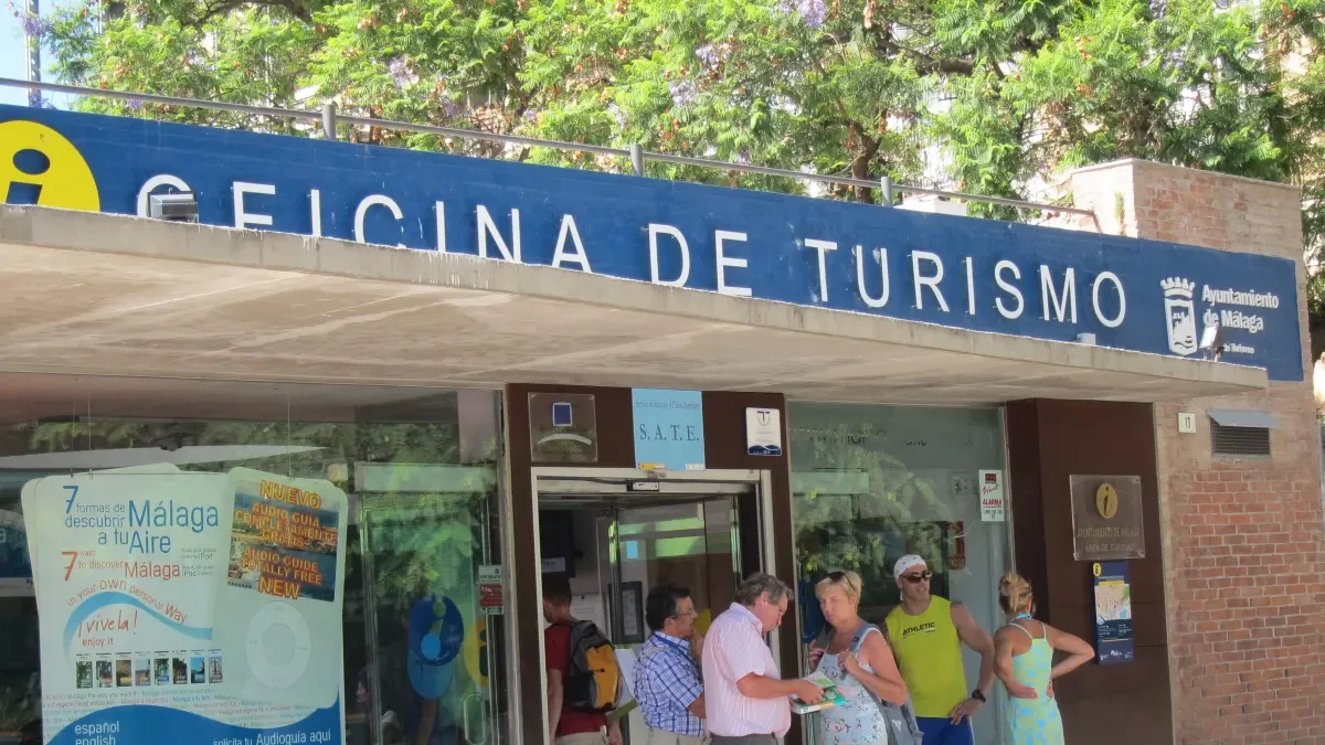 Cvirus.- La oficina de turismo de la plaza de la Marina obtiene un sello por cumplir protocolos antiCOVID