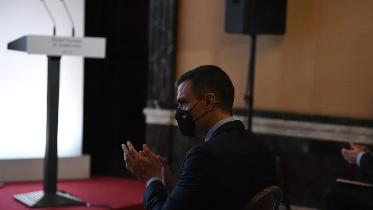 Sánchez elogia a los jóvenes de La Rioja que han limpiado los destrozos de los incidentes: 