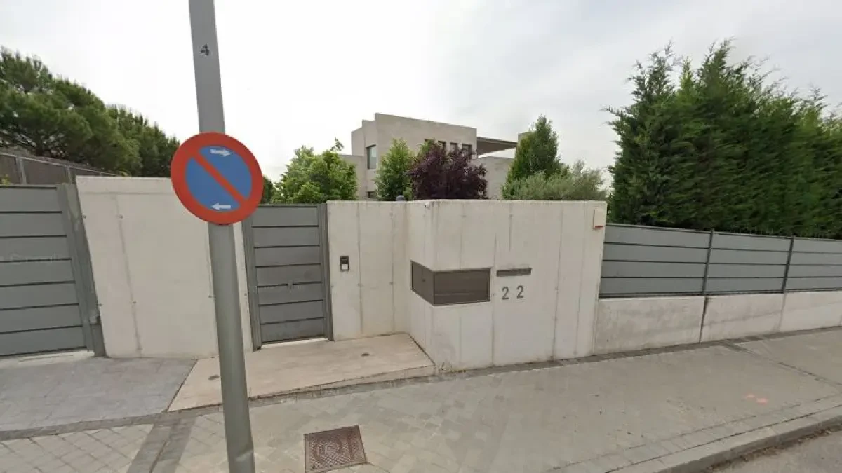 El bulo sobre el desalojo de una fiesta en la casa de Zapatero en Aravaca