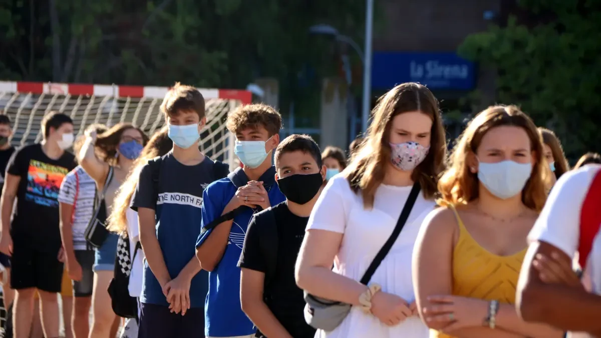 Guía de los síntomas más frecuentes de Covid-19 en adolescentes y niños