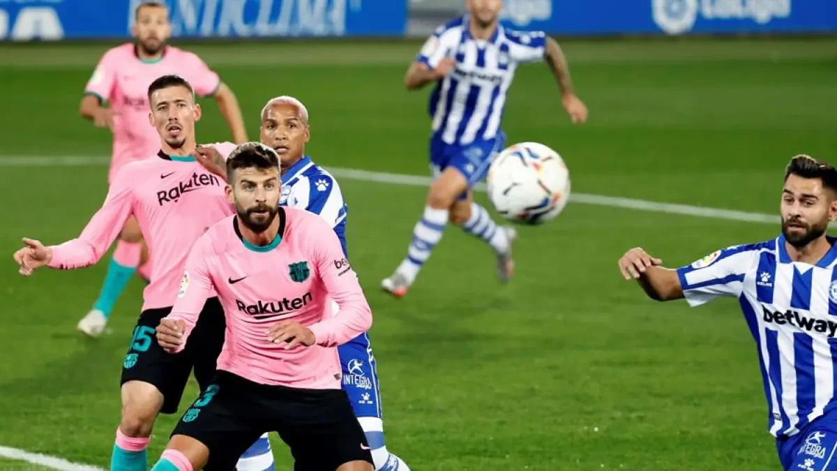 Enganchón entre Piqué y Hernández Hernández: 
