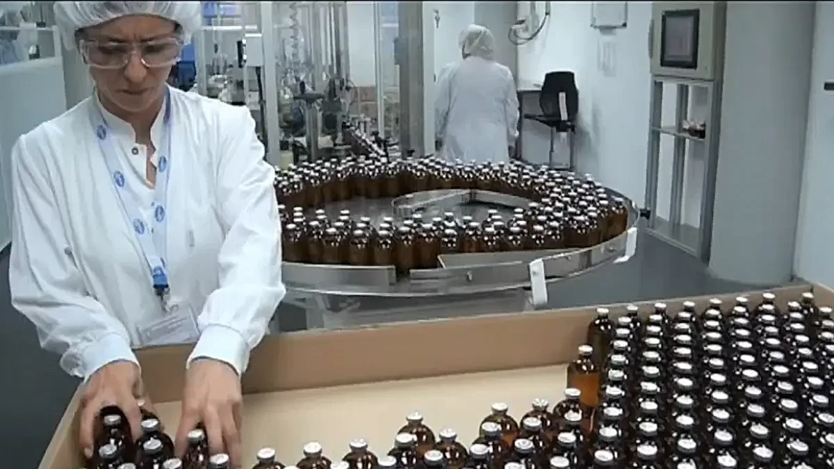 La conservación y distribución en frío extremo, los retos para que la vacuna de la Covid de Pfizer llegue a España