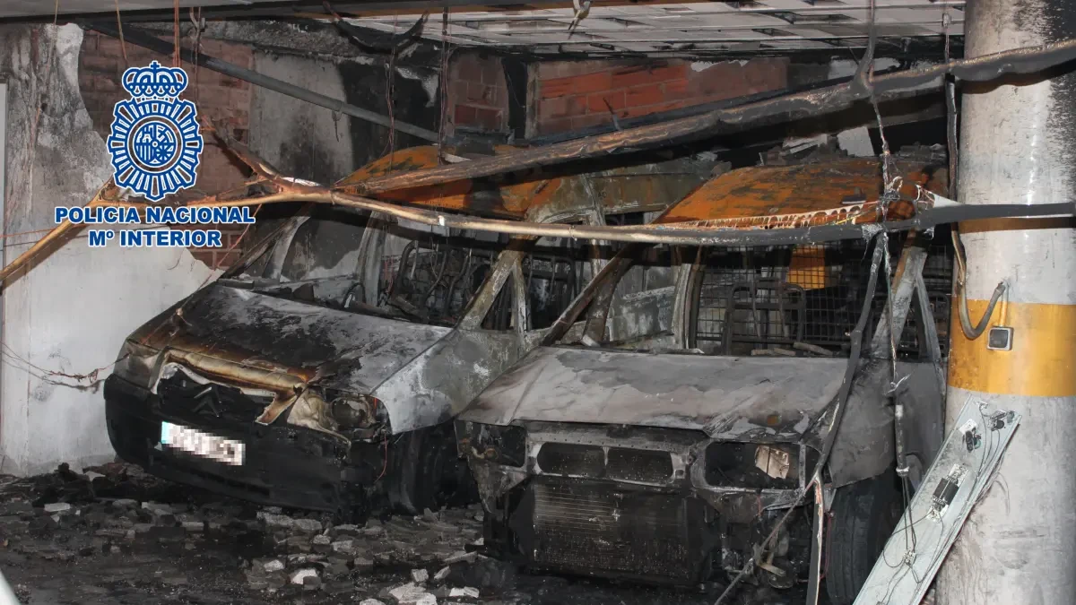 La principal acusada del grupo criminal 'Los payasos justicieros' culpa a su ex de los incendios en coches y garajes