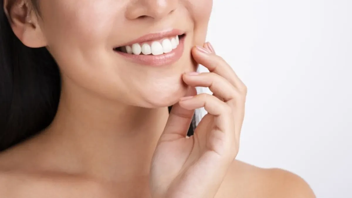 Los riesgos del carbón activo para blanquear los dientes: no piques en las promociones de influencers